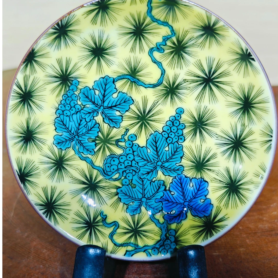 C069创意陶瓷花纹釉下彩彩陶小盘