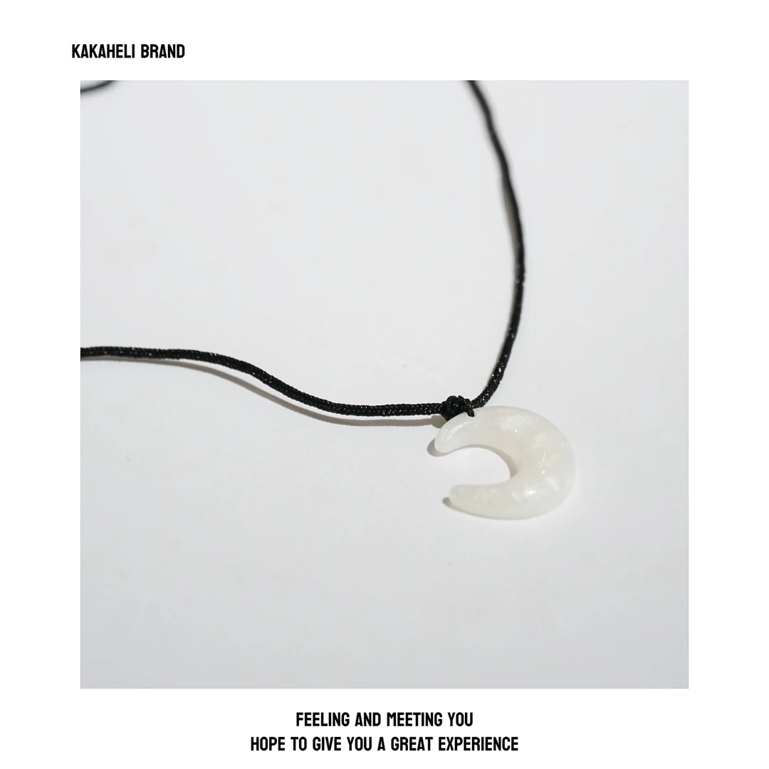 钛钢项链 气质时尚百搭情侣小众简约坠链月牙项链KK1728