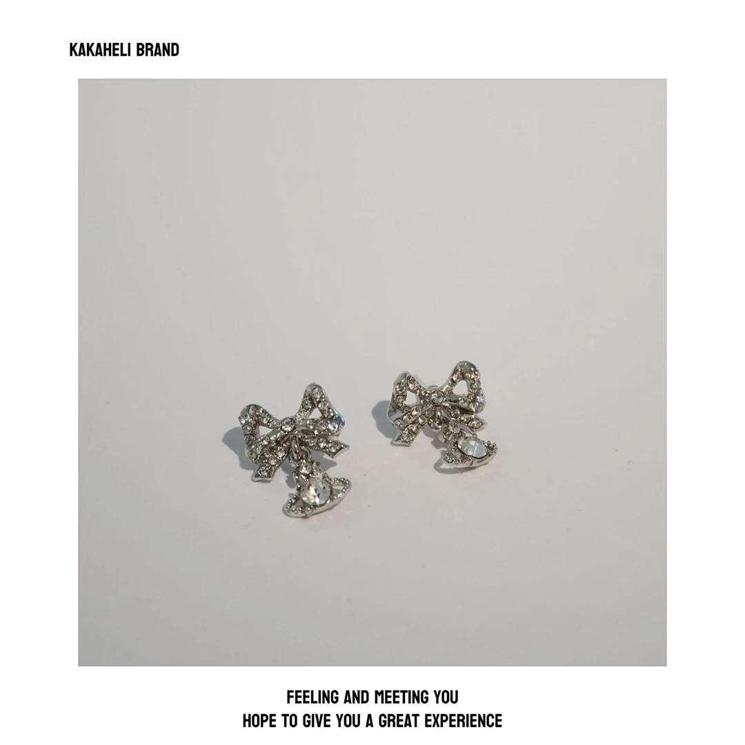 铜合金耳饰 气质轻奢时尚百搭小众简约精致蝴蝶结星球耳环KK012