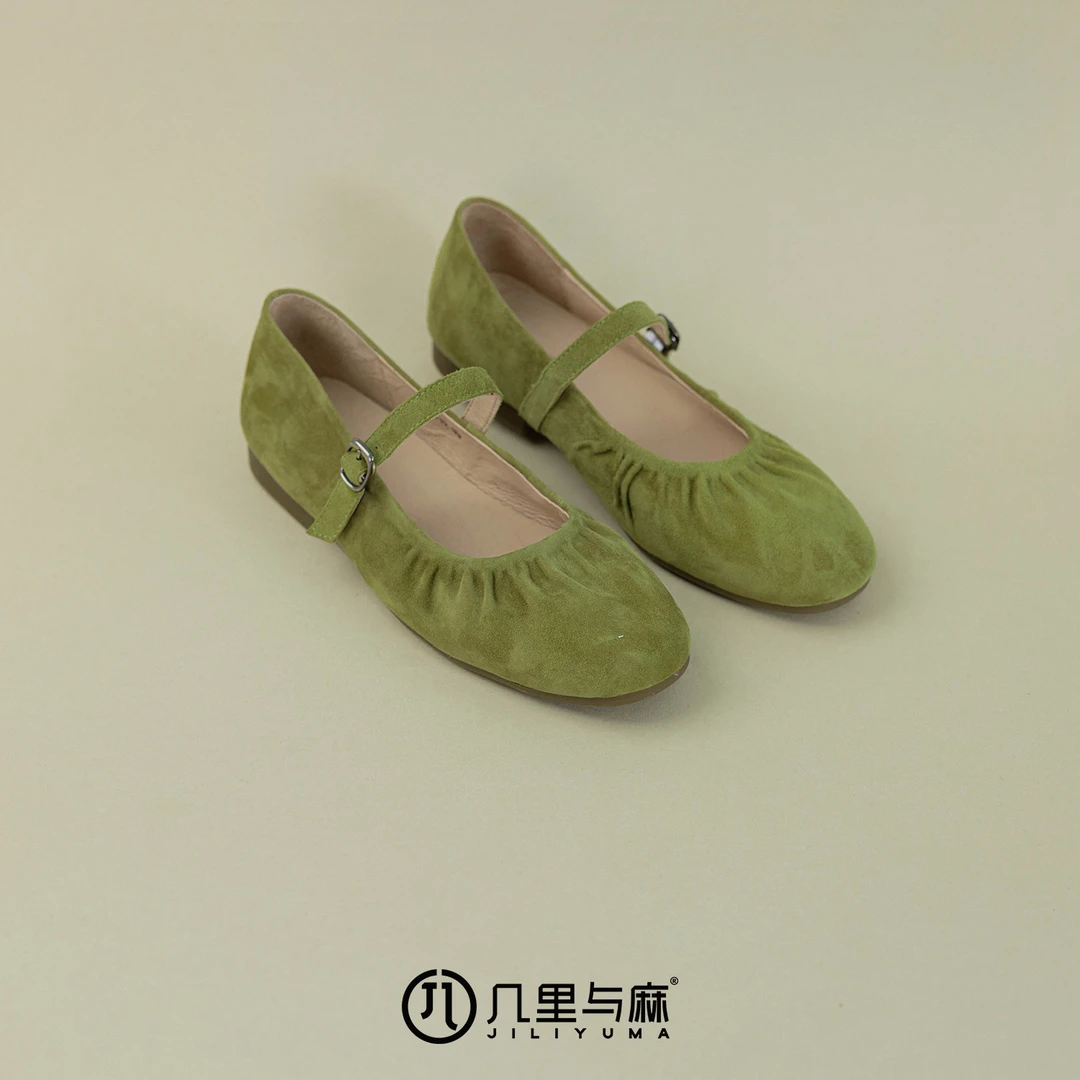 （几里）雾楚-日常百搭休闲低帮女鞋 1032384