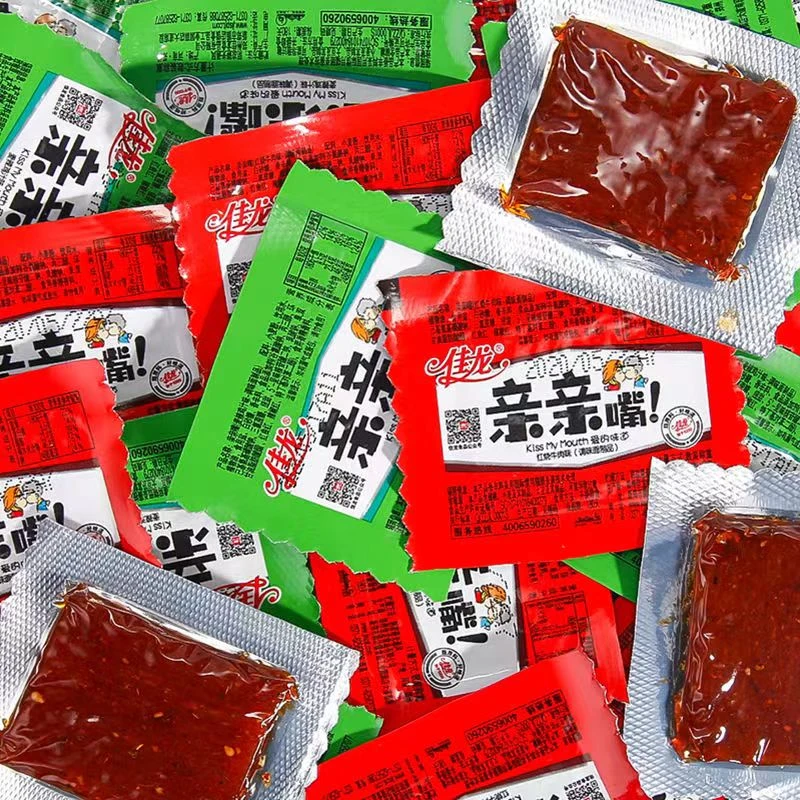 佳龙亲亲嘴30片辣条亲嘴烧零食大礼包儿时回忆零食怀旧散装净含量