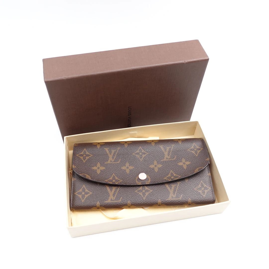 95新 LouisVuitton/路易威登 粉豆长款钱包/ZYJMCZ00017