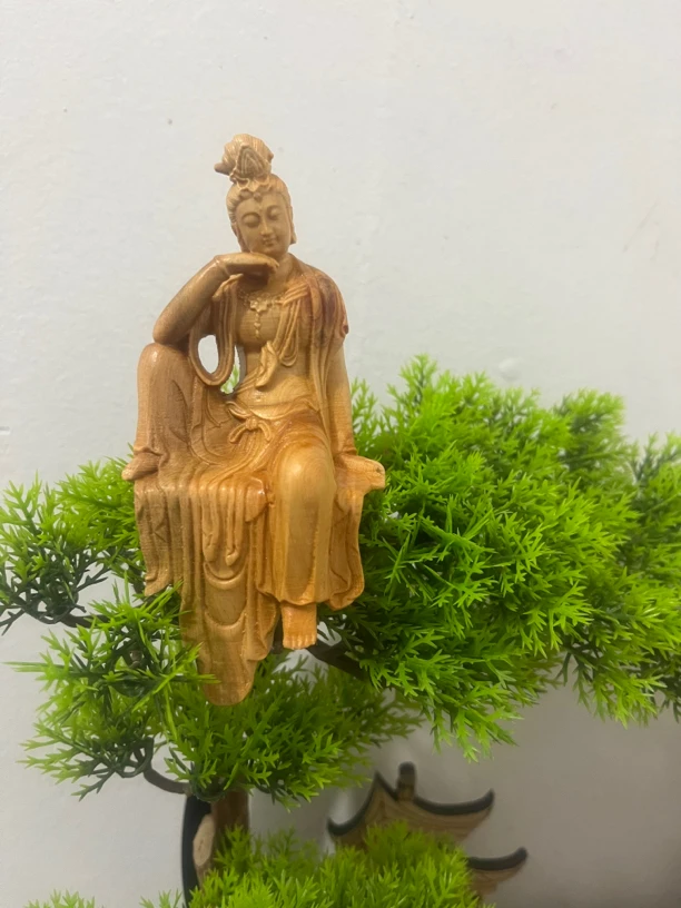 柏木自在沉思观音木雕工艺品13/6/5