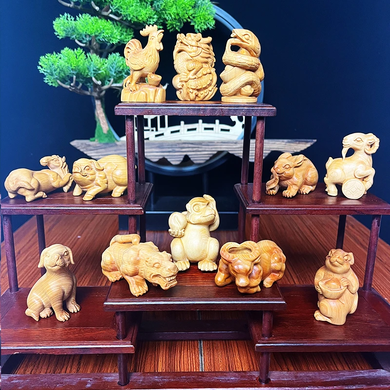 太行柏木十二生肖猪羊龙马猴精工雕刻木雕工艺品