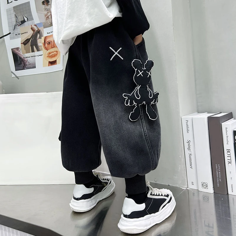 男童裤子春秋款牛仔裤灯笼裤2023新款秋装加绒哈伦裤儿童工装裤潮