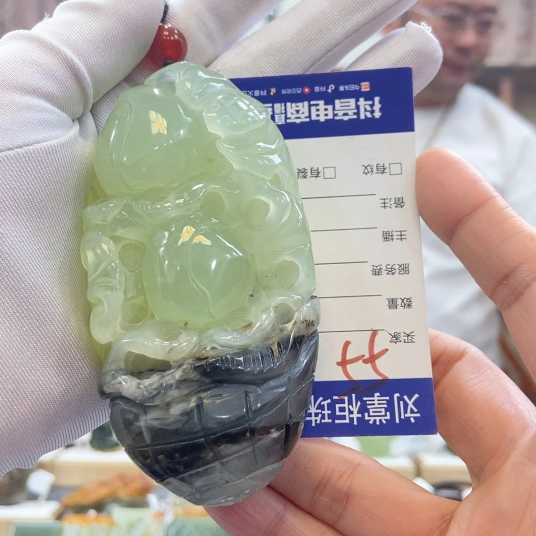 蛇纹石玉手把未镶嵌?**叔