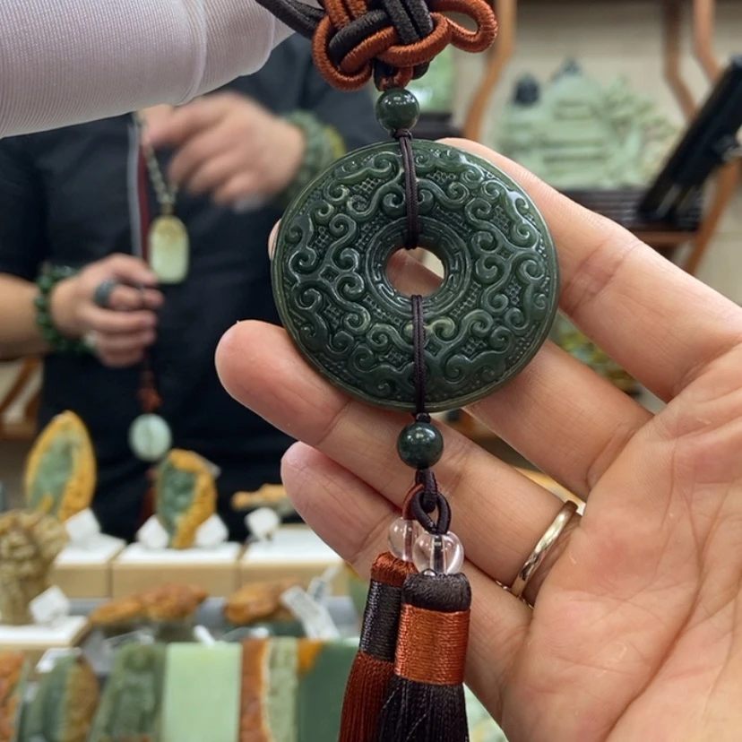 【闪购商品】和田玉车挂未镶嵌