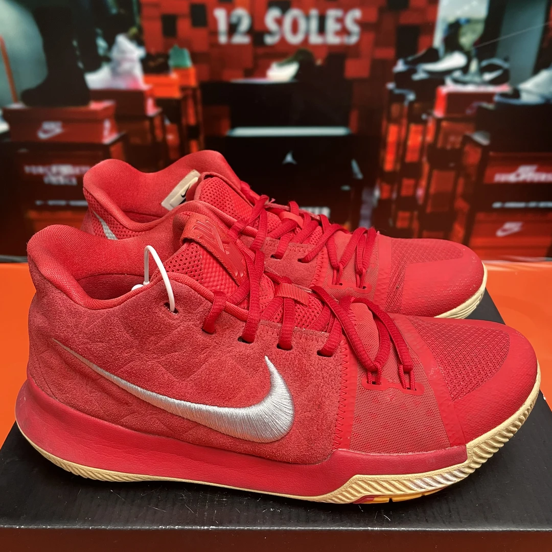 42.5码 中古 Nike 欧文3 篮球鞋 红色 无盒 公价2769