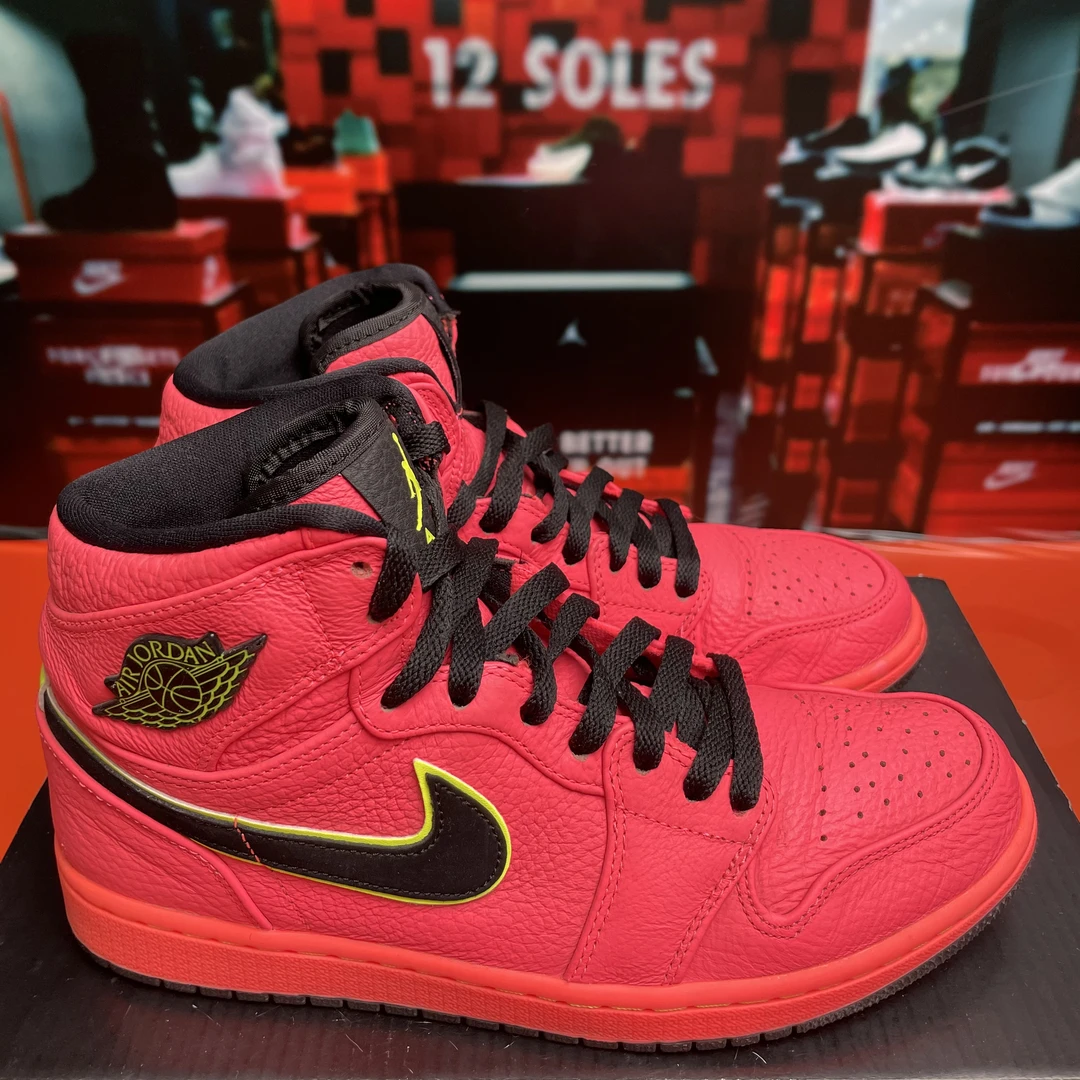 40.5码 中古 Nike AJ1 休闲鞋 高帮 粉黑 无盒 公价2999