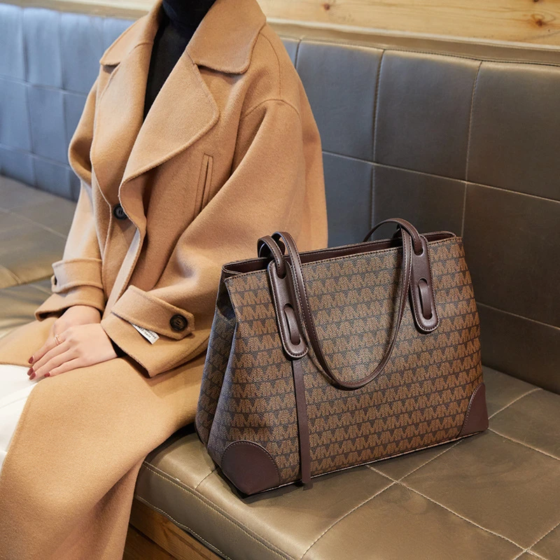 高端新款潮休闲百搭网红托特包时尚简约真皮手提女包大容量单肩包