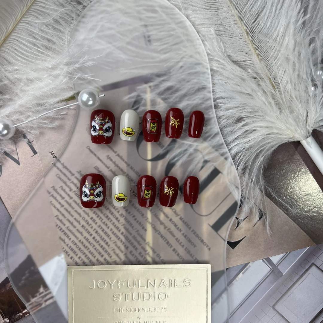 『国潮醒狮』纯手工穿戴美甲贴片 中国风新年显白短方圆