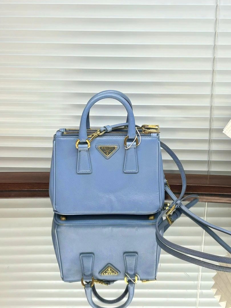 95新 Prada/普拉达 （K）prada 湖蓝色杀手斜挎包