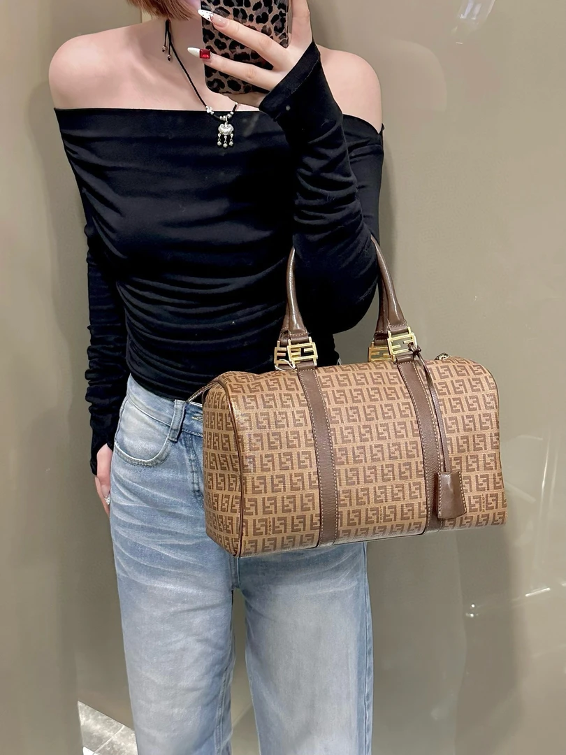 95新 FENDI/芬迪 fendi 老花波士顿手提包