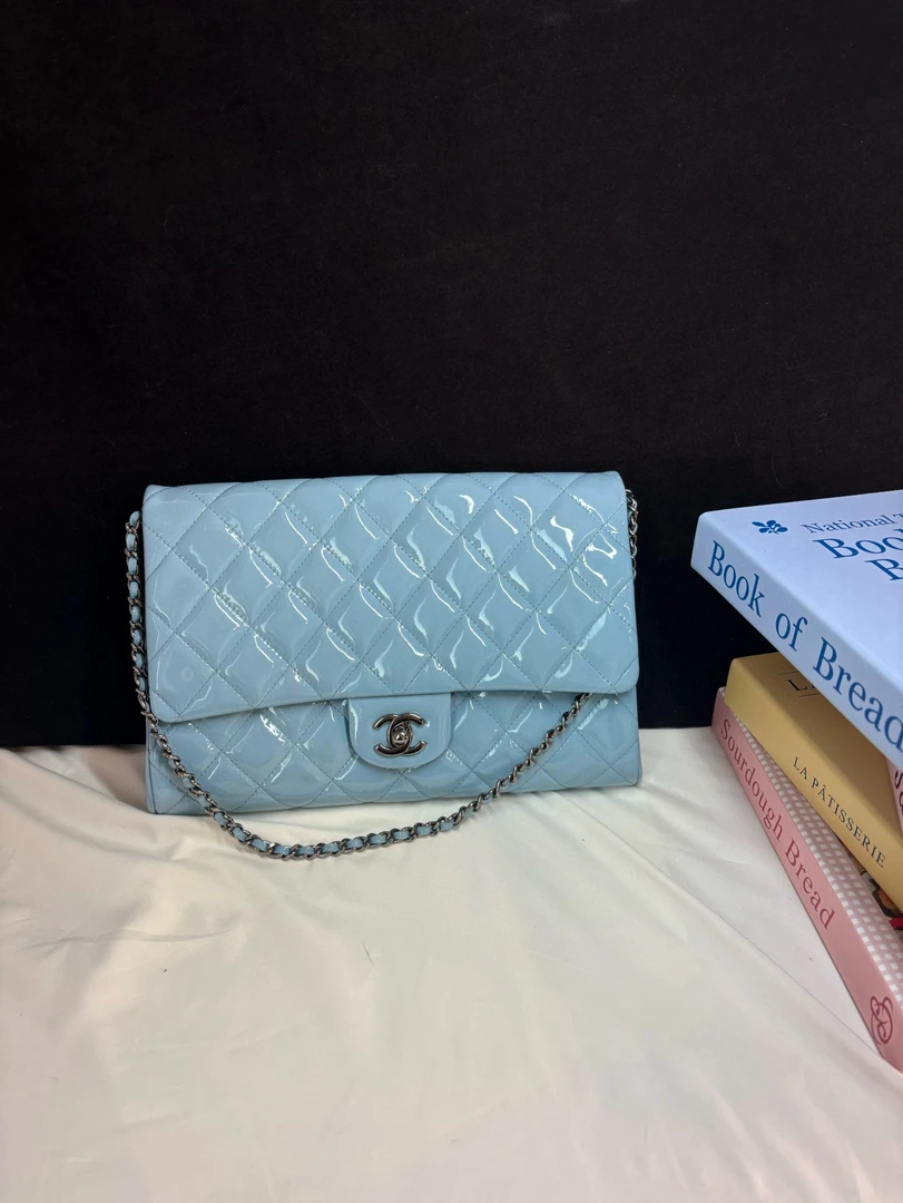 95新 Chanel/香奈儿 chanel 蓝色漆皮cf单肩包