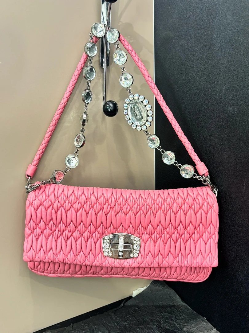 95新 MIU MIU/缪缪 （K）miumiu 樱花粉宝石链单肩包