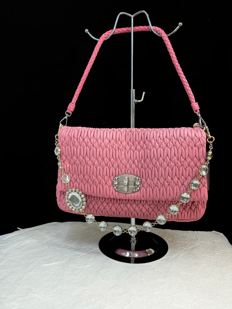 95新 MIU MIU/缪缪 （K）miumiu 樱花粉宝石链法棍腋下包