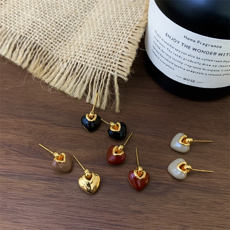 铜合金耳饰 【恰度】复古珐琅爱心耳环小众设计感高级耳钉简约百搭