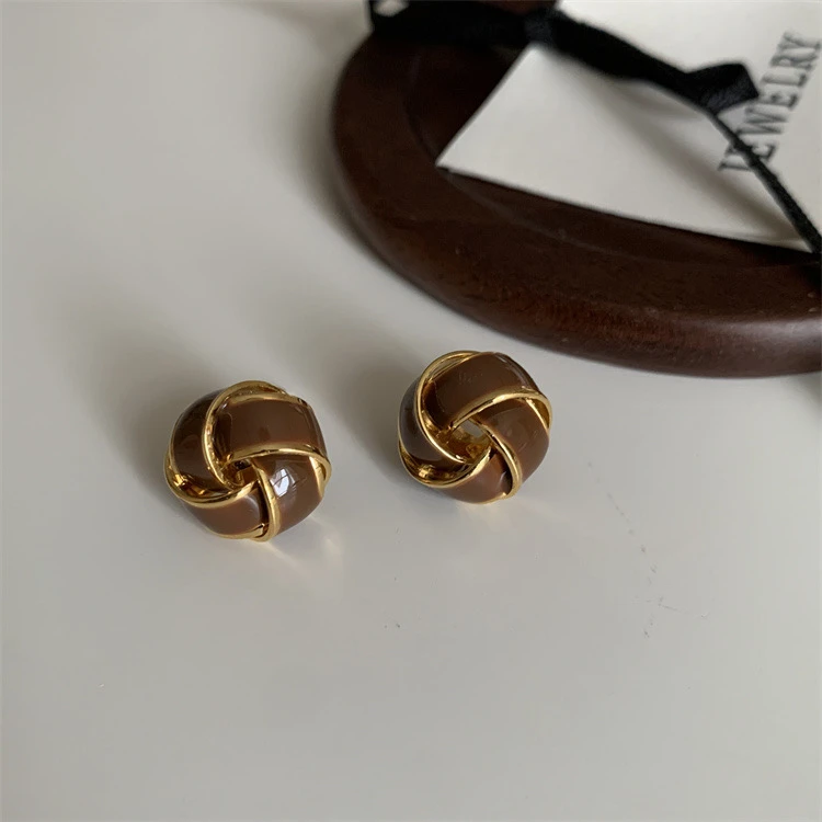 铜合金耳饰 【恰度】美拉德复古设计感绳结耳钉百搭时尚