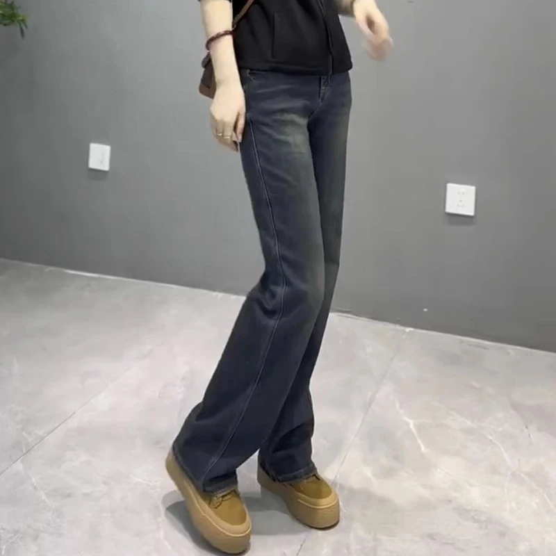 梨形身材大码直筒牛仔裤子女胖妹妹春秋新款显瘦阔腿拖地胖mm长裤