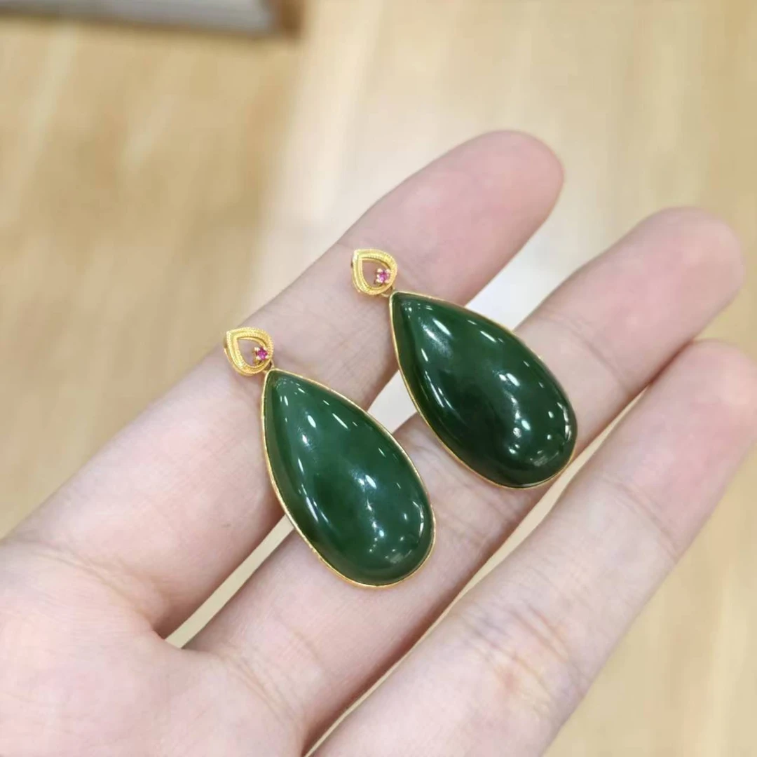 【小北珠宝】18k金和田玉吊坠26-16H16X466【多样性发一件】约13*24mm