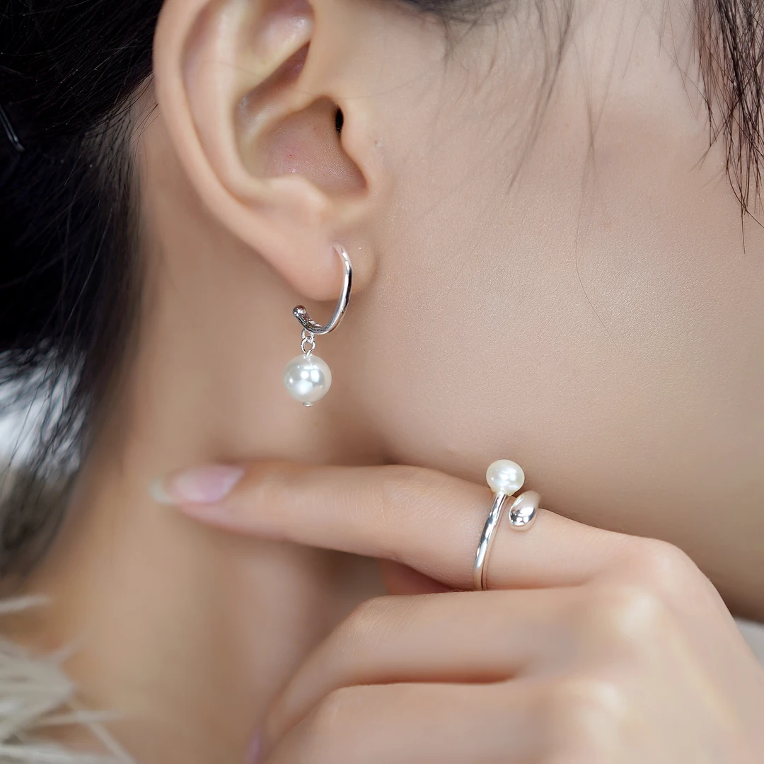 纯银【蒂凡尼】白珠气质时尚百搭简约镶嵌轻奢戒指耳饰