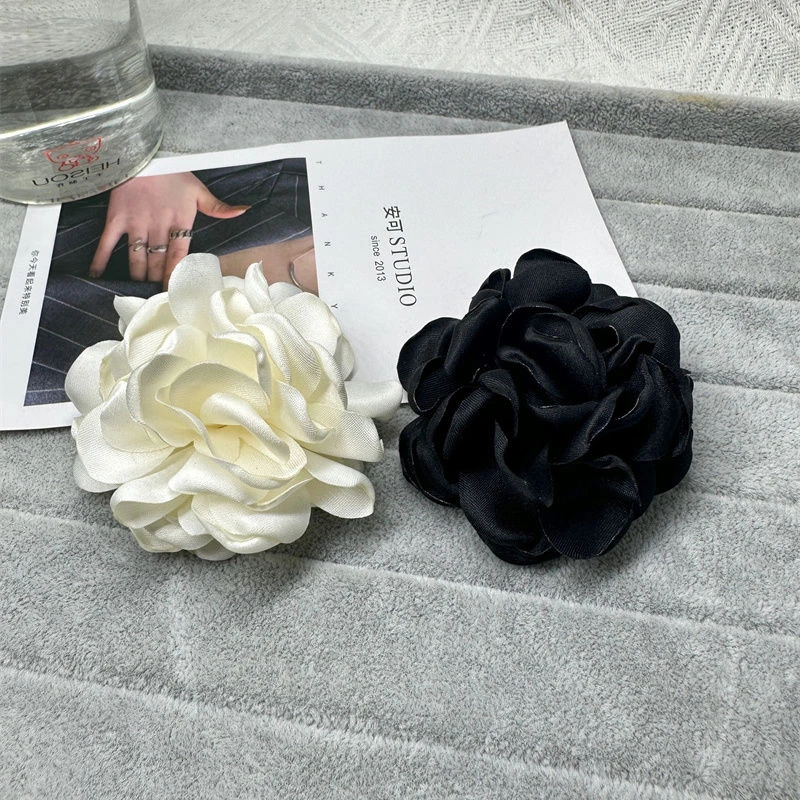 合金布艺胸针 时尚气质日用百搭玫瑰花别针烧边花女士花朵胸针