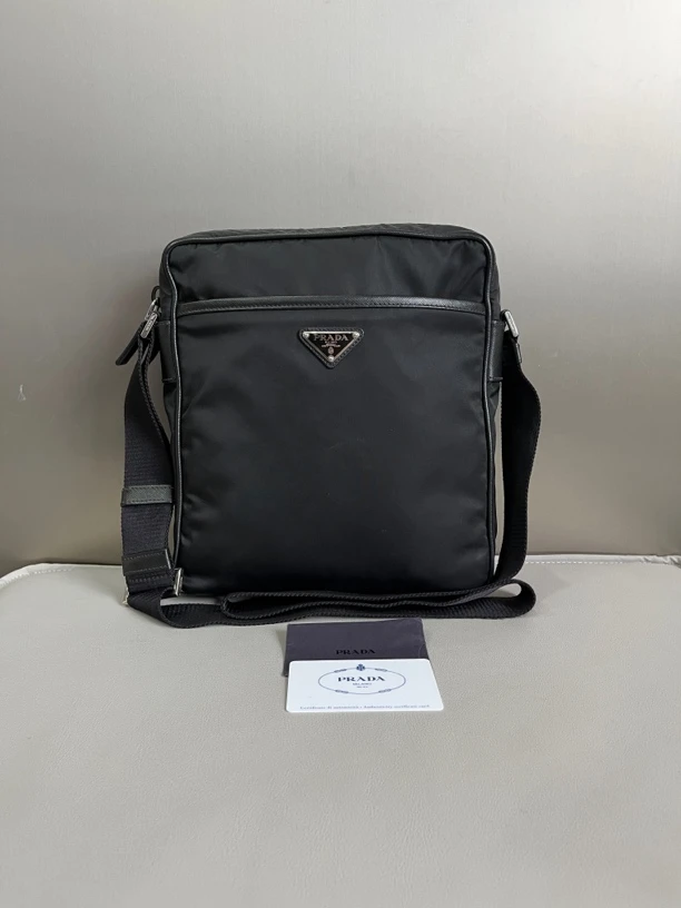 99新 Prada/普拉达 闲置普拉达尼龙相机包斜挎包男包男款
