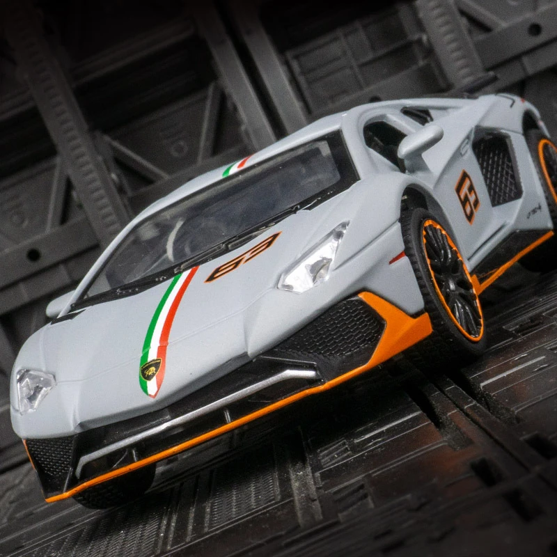 兰搏780合金车模型仿真汽车模型1:32摆件收藏