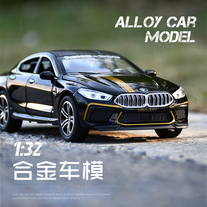 宝玛M8合金车模型仿真汽车模型玩具车1:32精致收藏摆件礼品高品质