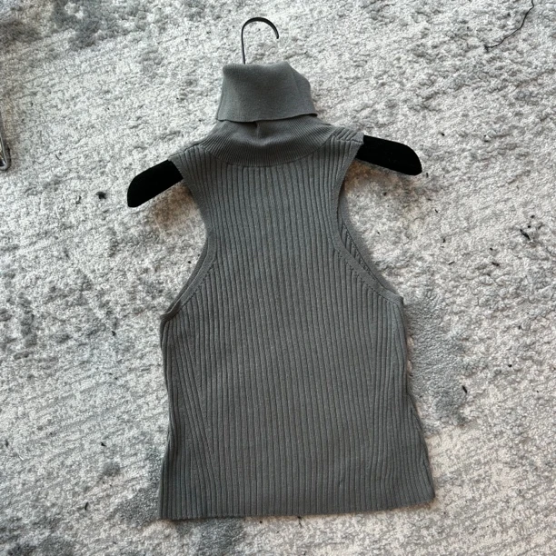 No退no换～高级灰小坎肩高领背心内搭
