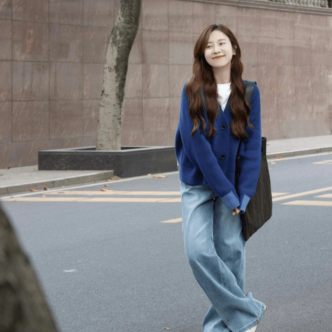 2024秋季新款奶系小个子穿搭一整套蓝色长袖针织开衫牛仔裤套装女