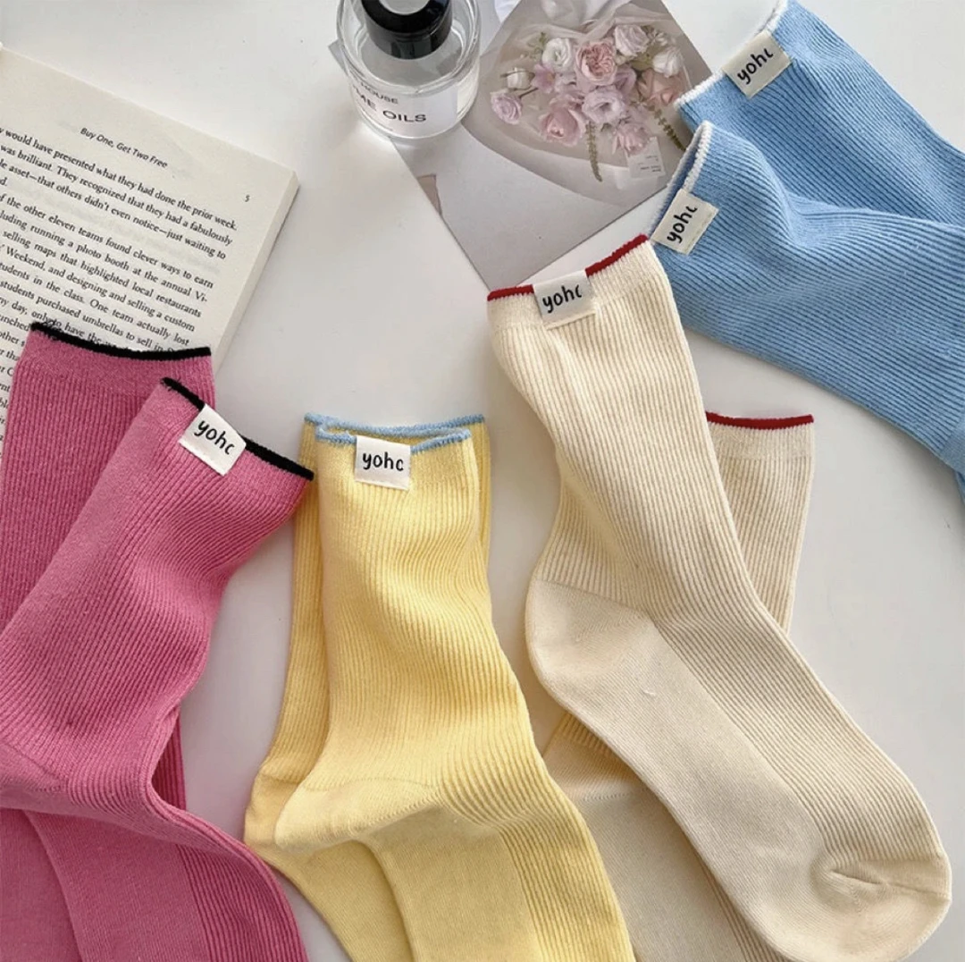 樱花天使布标yoho运动潮袜韩国休闲ins棉袜学院风双针纯色中筒袜