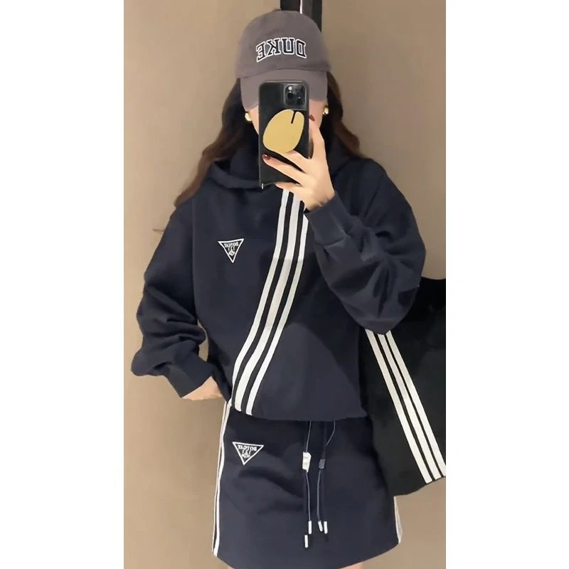 冷淡系女装连帽卫衣休闲短裙套装2025春秋新款小众洋气运动两件套