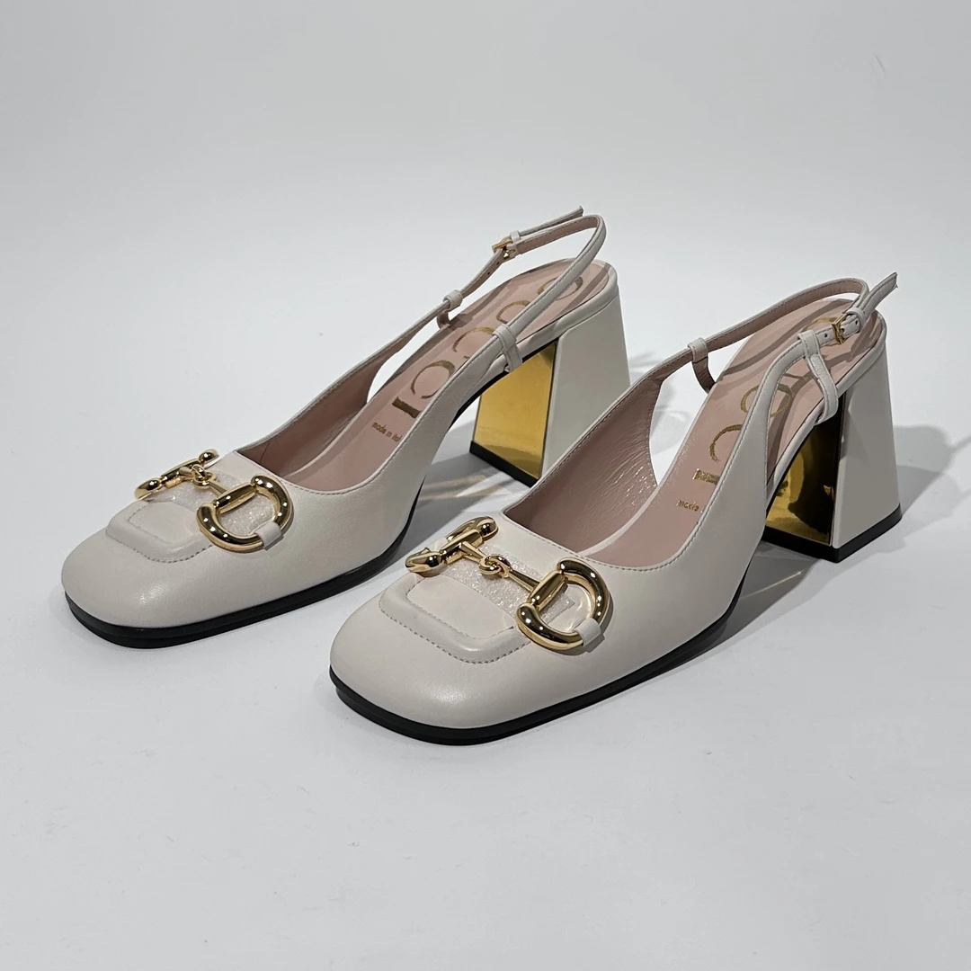 全新未使用 GUCCI/古驰 39.5码 马衔扣白色时尚粗跟凉鞋/ML1094