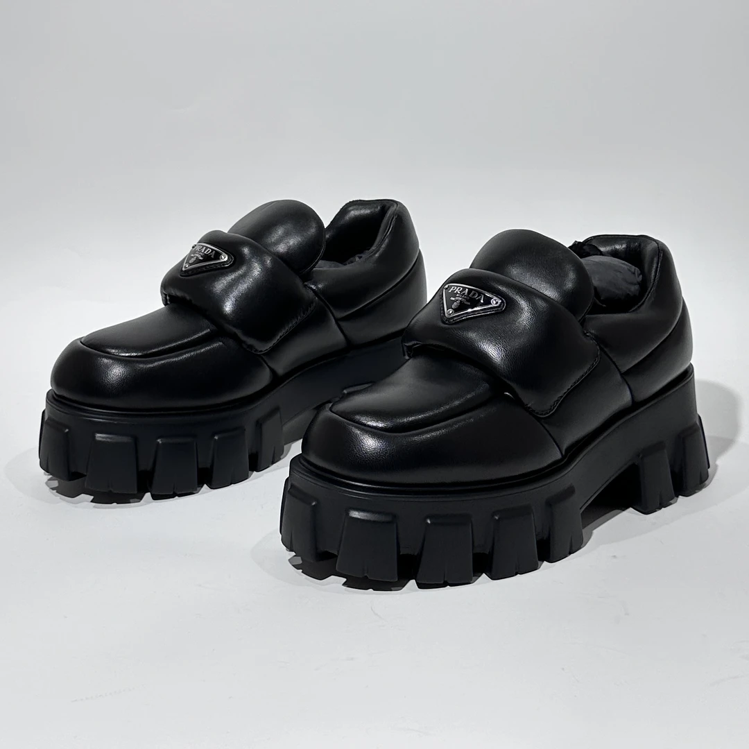 35.5码/全新/Prada/普拉达 黑色三角标时尚面包乐福鞋/ML80081
