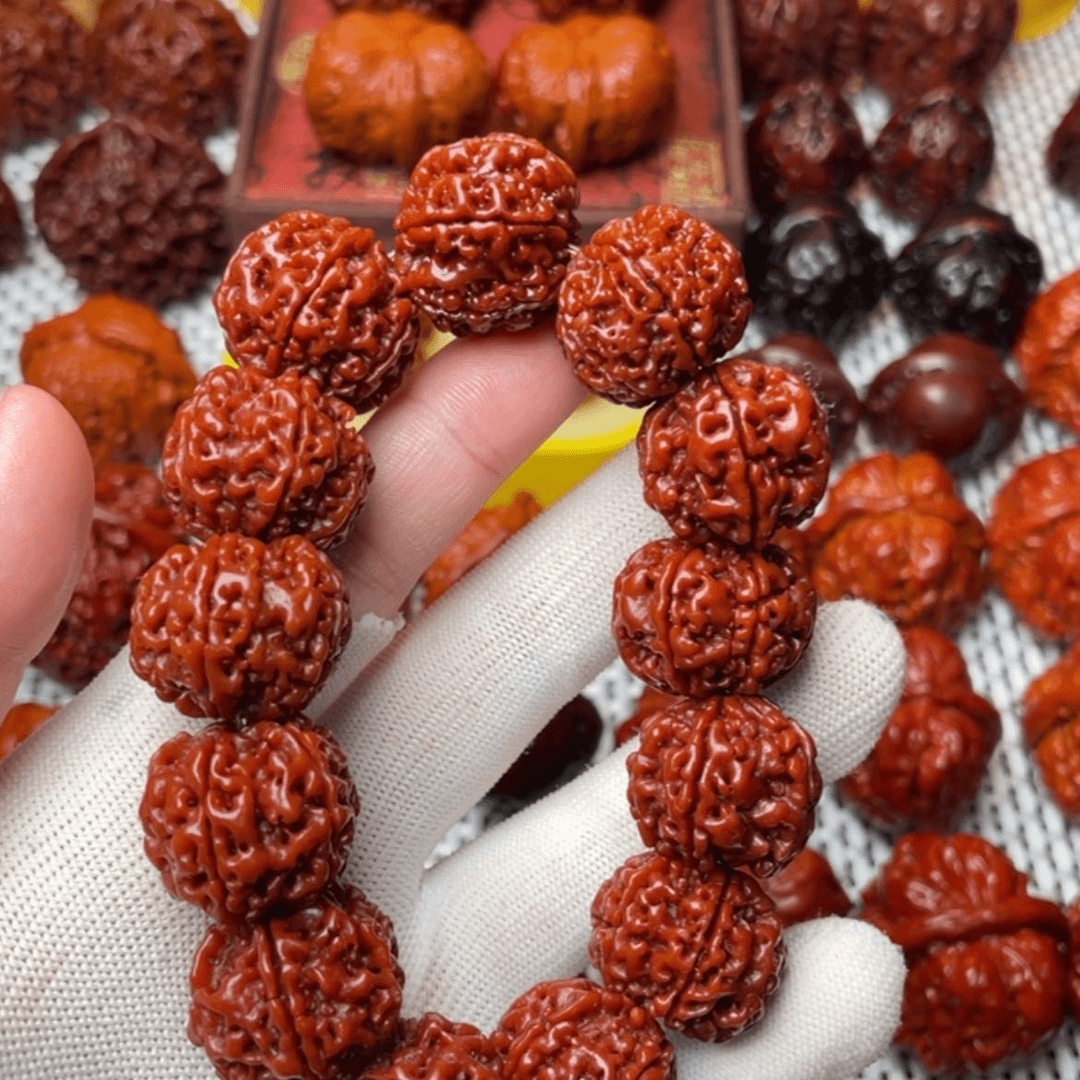 【闪购商品】桃核吊坠金刚手串的