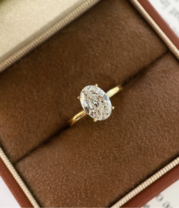 实验室培育钻石【璟菲】18K金极简风2克拉椭圆钻戒 3.27克 14圈口