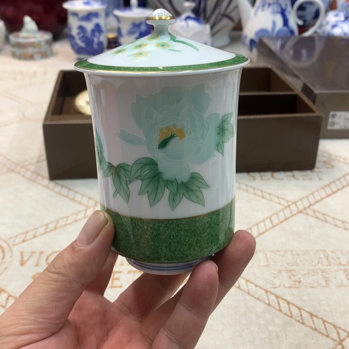 摆件隐隐约约记得