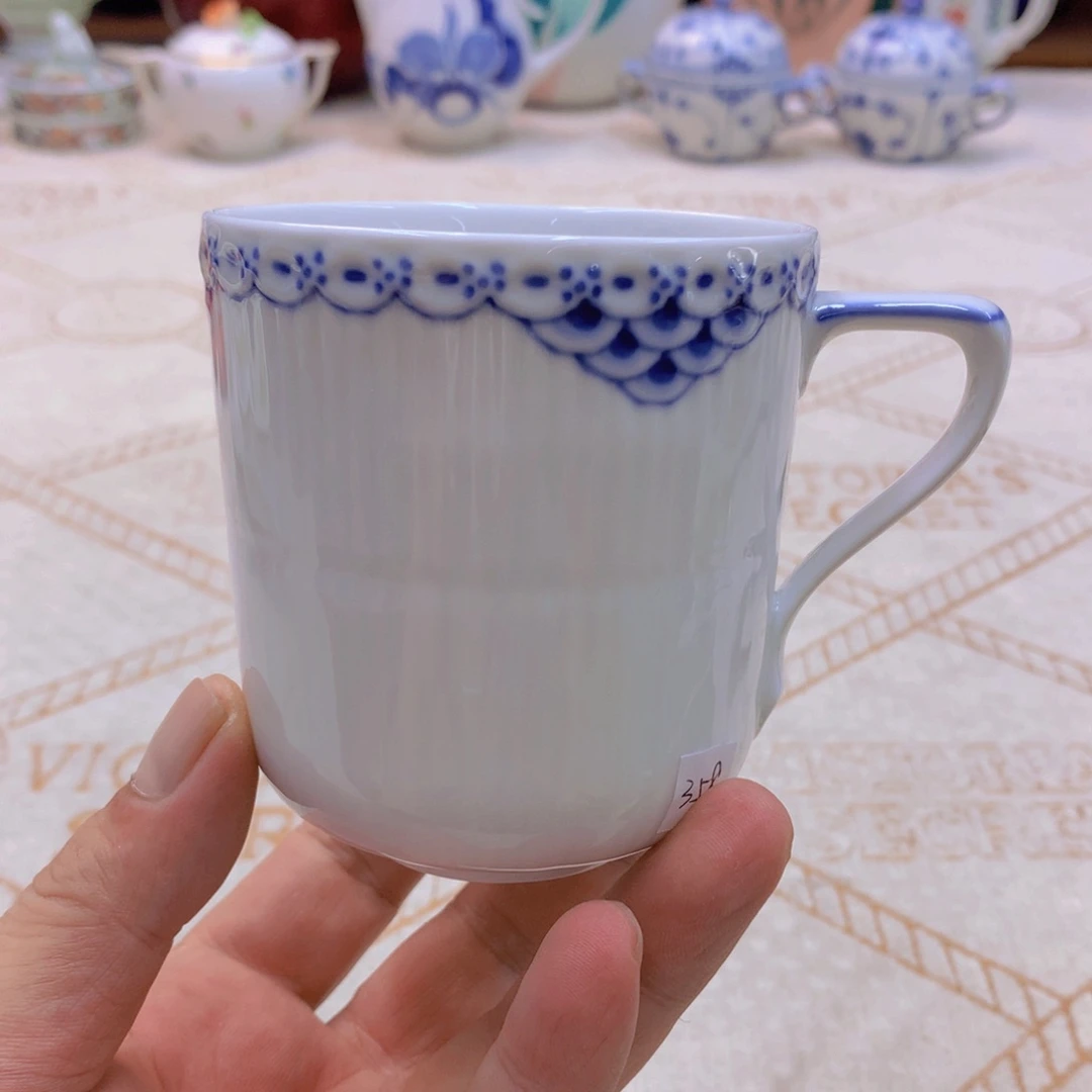 摆件隐隐约约记得