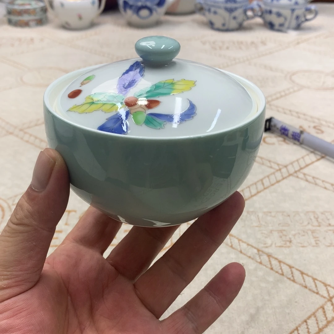 摆件隐隐约约记得