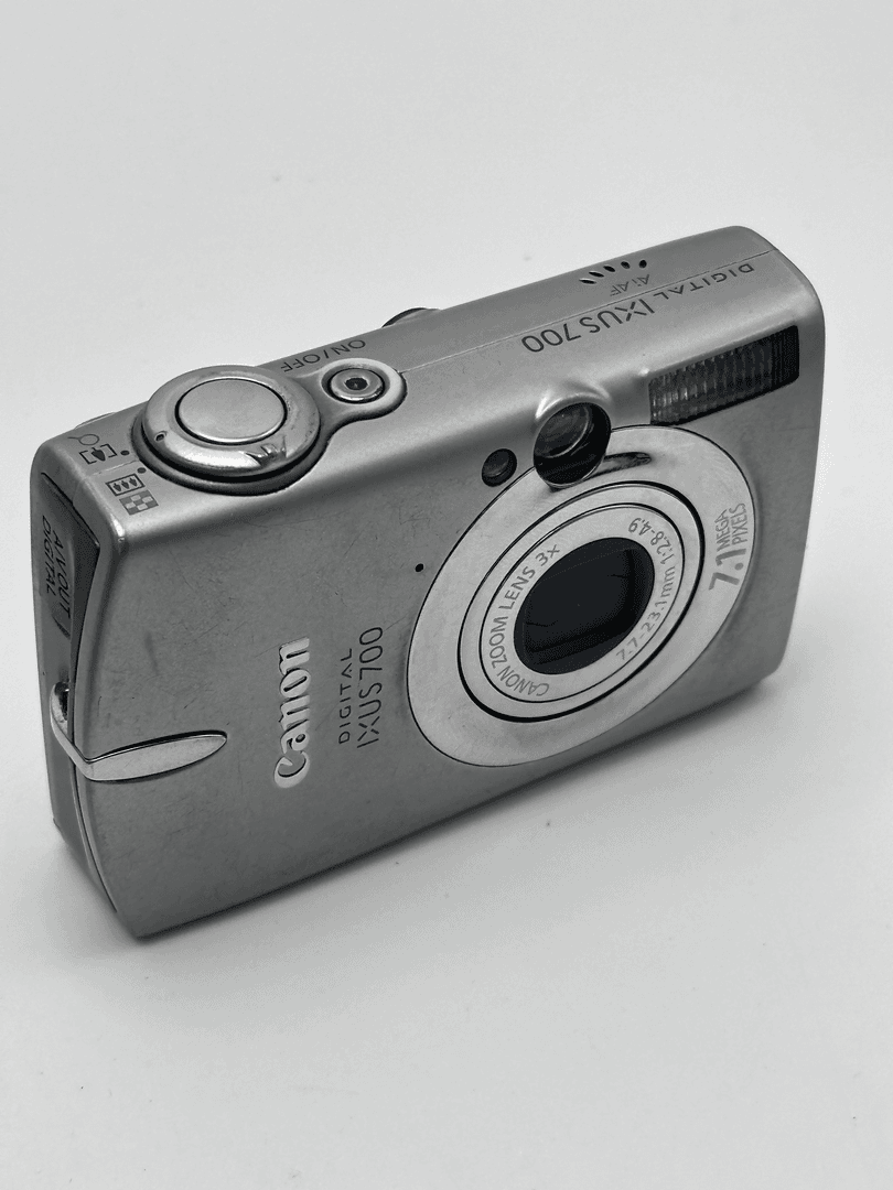 9新 Canon/佳能 ixus700{原盒}稀有款冷白皮奶油肌阳光下绝仅1
