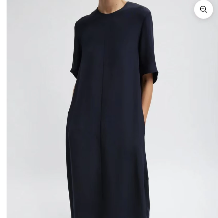 TIBI 25新款上新 休闲简约T恤连衣裙