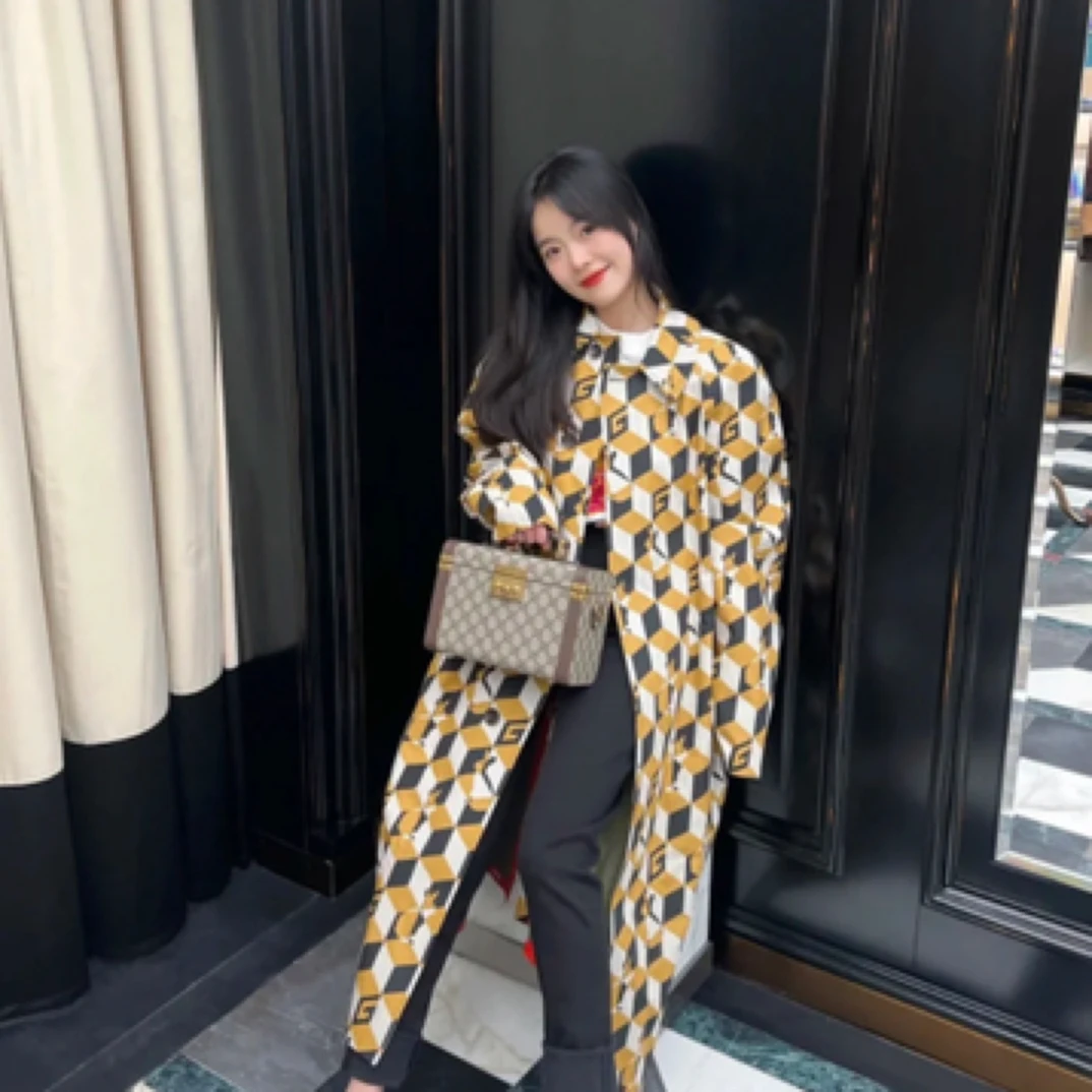 古驰长款logo兔子图案印花风衣/44/胸104/长117/A01556