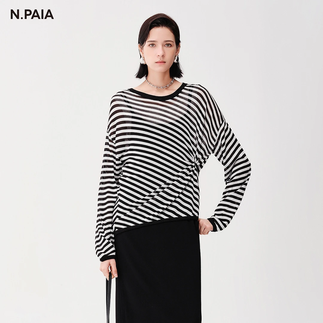 【达人专属】恩派雅春新款百搭黑白条纹长袖圆领上衣XNJPA9533A