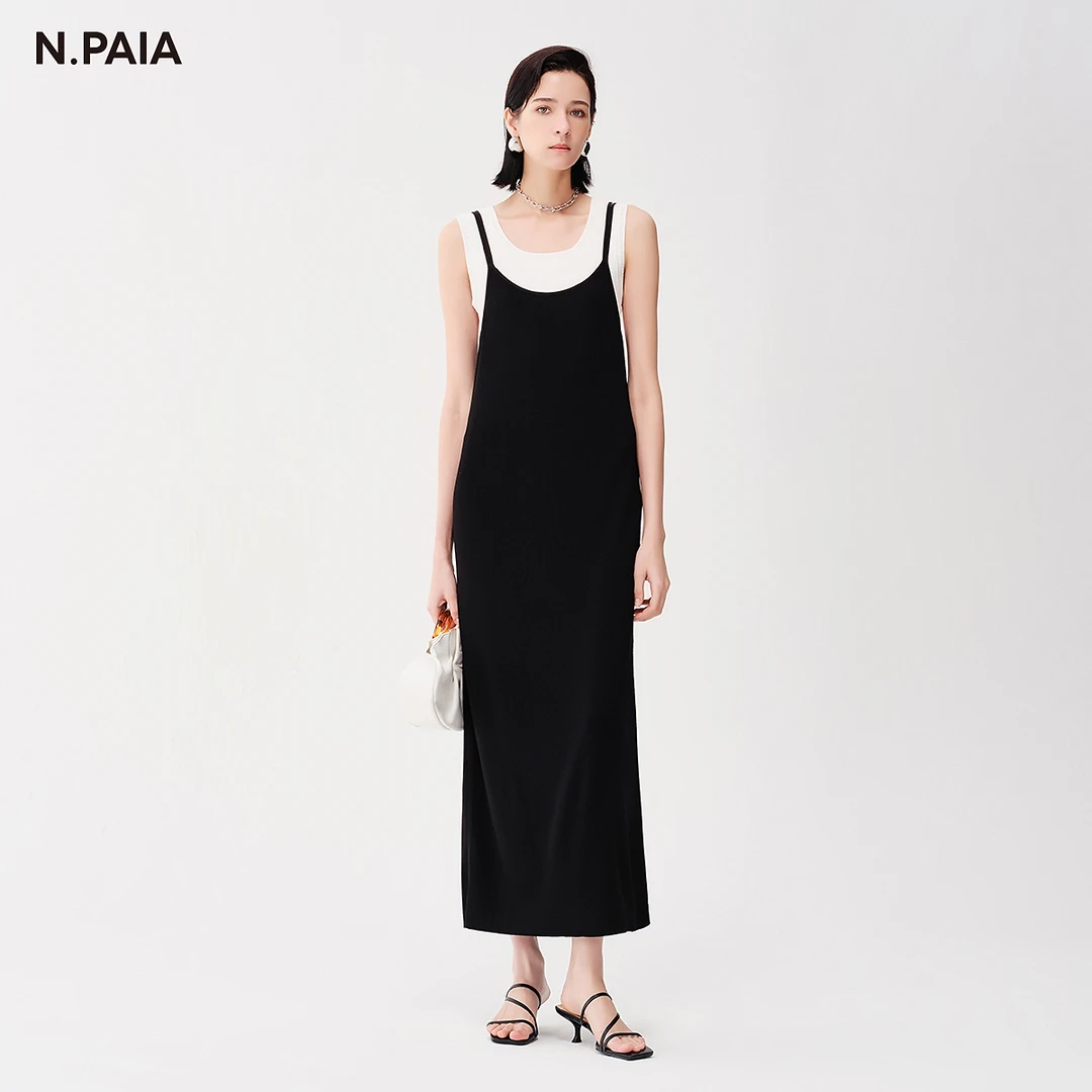 恩派雅2024新款舒适纯色高级感显瘦凉感吊带连衣裙XNJPA9403A