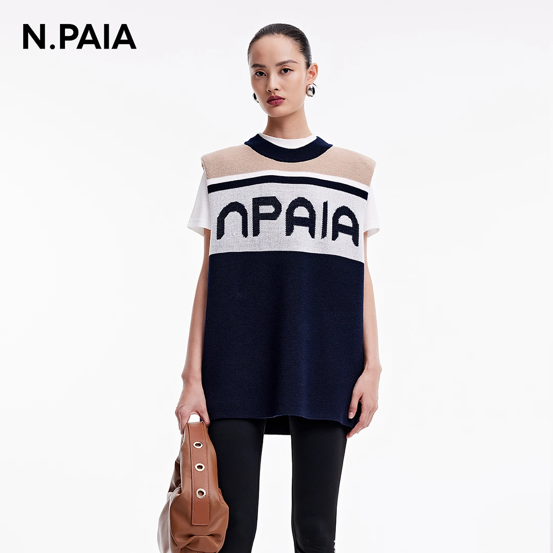 恩派雅2023秋冬新款无袖垫肩式毛针织上衣背心女XNIAW9001A