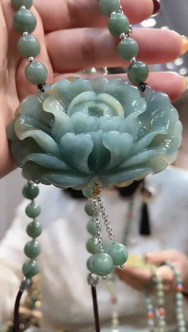 【闪购商品】岫玉颈饰未镶嵌吊坠