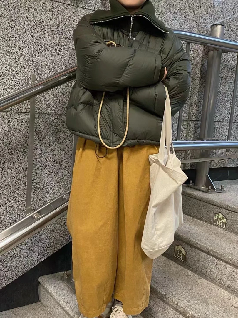 设计师款精品折扣女装时尚设计简约