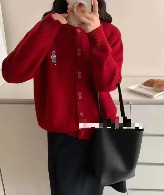 中国红毛衫开衫小熊毛衣网红兔子圆领毛衣针织衫短款时尚洋气