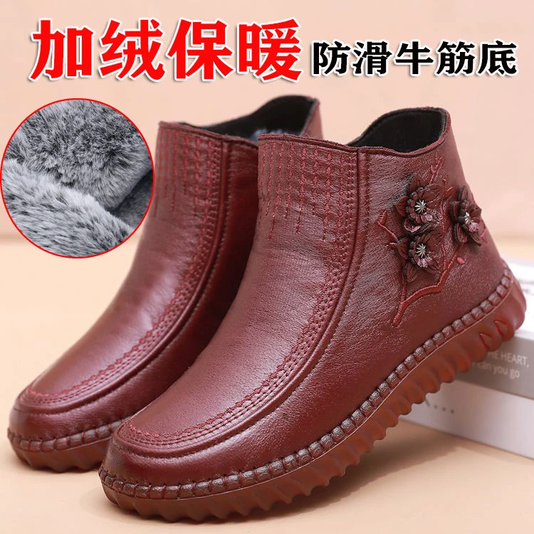 冬季老北京布鞋加绒加厚中老年奶奶防滑牛筋底女棉鞋平底妈妈短靴